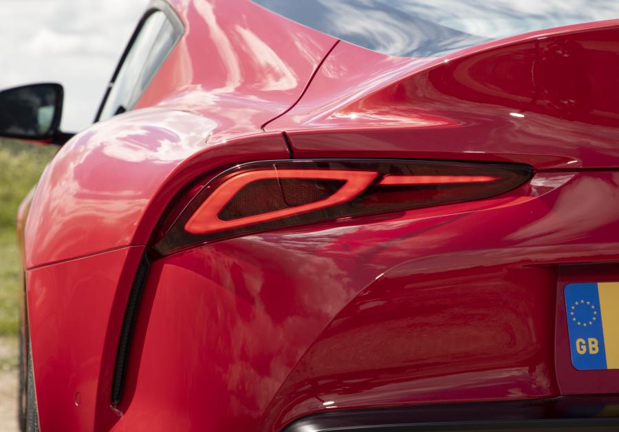 Детали экстерьера Toyota GR Supra (A90) 2019 года  (UK) (фото 59 из 91)